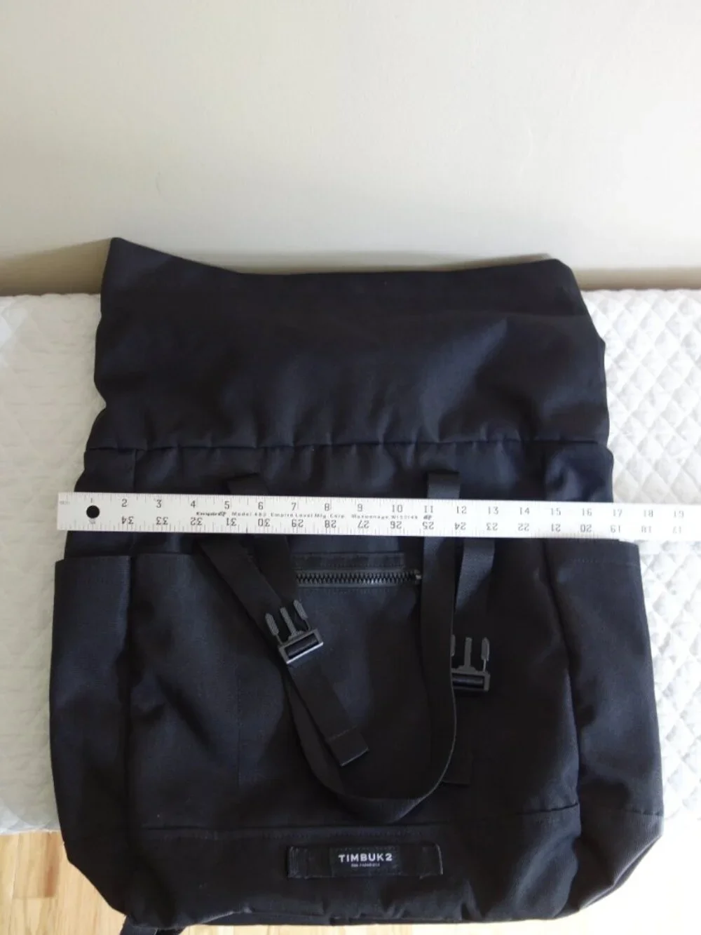 EUC TIMBUK2 San Francisco Black Messenger Backpack Roll Top Travel Bag